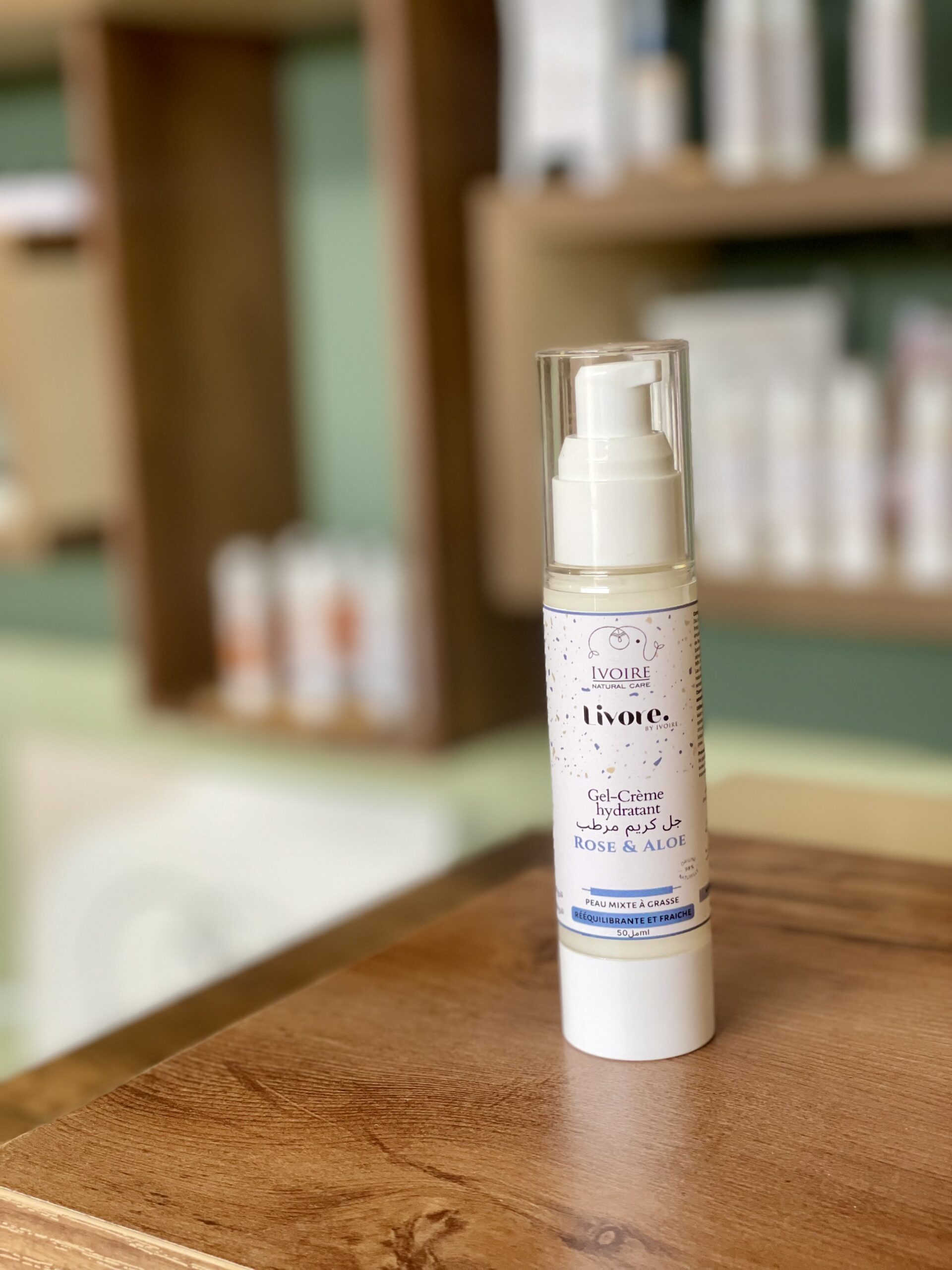 Crème Rose & Aloe – Gel-crème hydratant léger naturel pour peaux mixtes à grasse